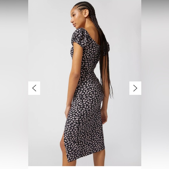 Betsey Johnson Ditzy Dotted Floral
Midi Dress black with pink flowers Size small - Picture 4 of 10